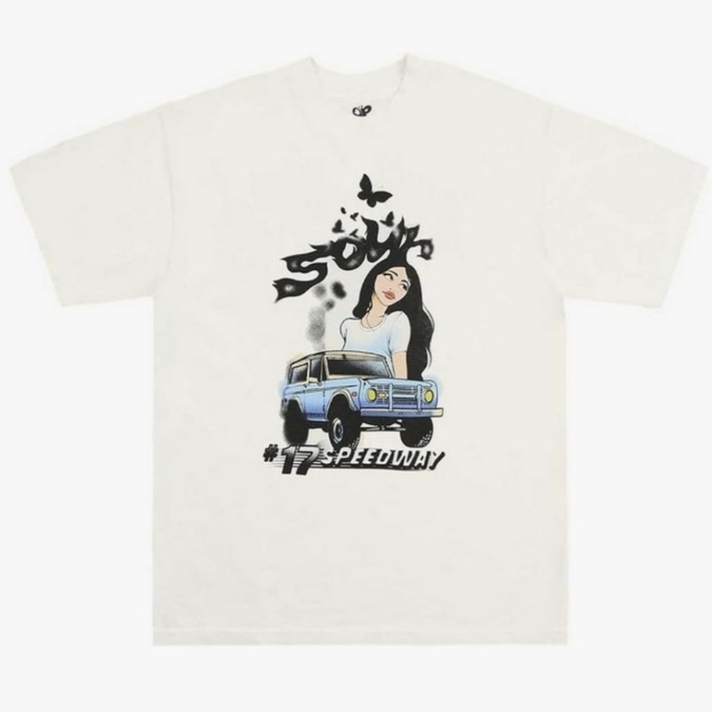 NWOT Olivia Rodrigo - Unisex Sour Airbrush T-Shirt